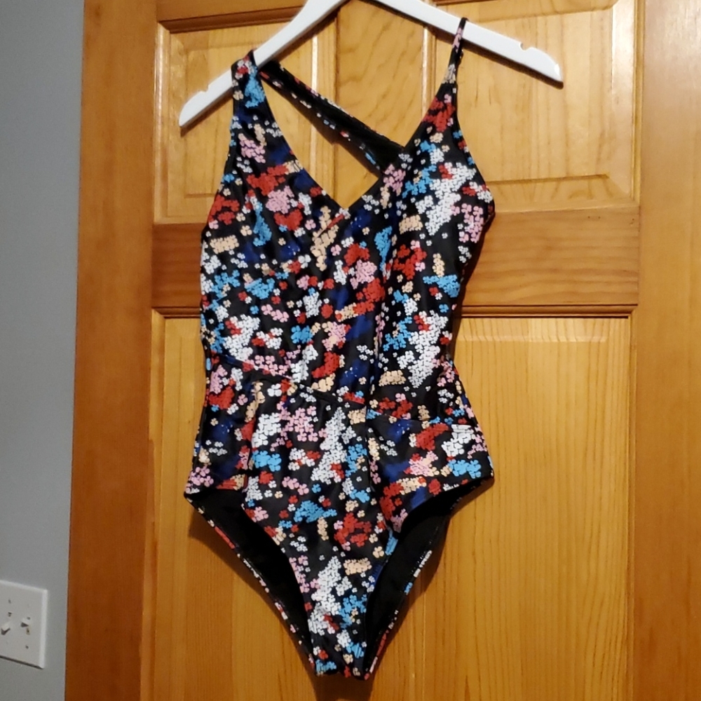 Asymmetrical one piece Cupshe suit